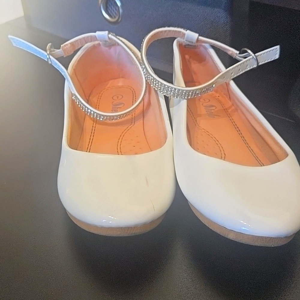 Girls dress shoes